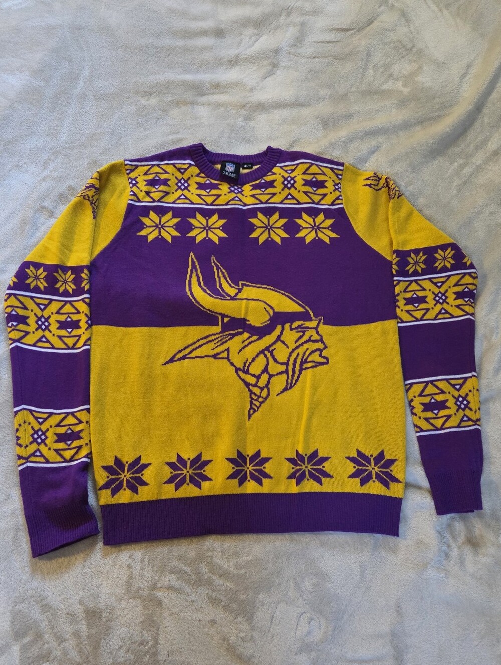 Minnesota Vikings Ugly Christmas Sweater Size Mens Medium NFL Snowflake SKOL